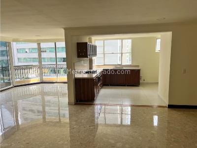 Apartamento de 3 alcobas en venta en El Poblado, Medellín, 170 m² · foto 7 de 20