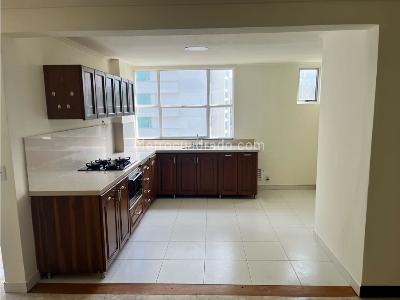 Apartamento de 3 alcobas en venta en El Poblado, Medellín, 170 m² · foto 11 de 20