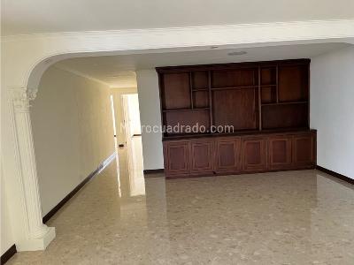 Apartamento de 3 alcobas en venta en El Poblado, Medellín, 170 m² · foto 13 de 20