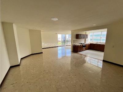 Apartamento de 3 alcobas en venta en El Poblado, Medellín, 170 m² · foto 15 de 20