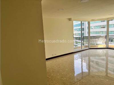 Apartamento de 3 alcobas en venta en El Poblado, Medellín, 170 m² · foto 16 de 20