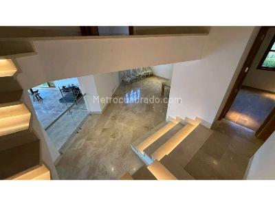 Casa de 4 alcobas en venta en Loma Del Chocho, Envigado · foto 4 de 20