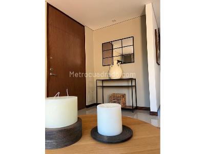 Apartamento de 2 alcobas en arriendo en Alejandria Poblado, Medellín, 91 m² · foto 2 de 17