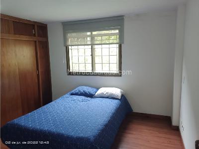 Casa de 4 alcobas en venta en Sabaneta, Sabaneta, 240 m² · foto 9 de 13
