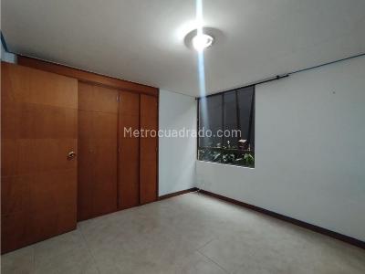 Apartamento en venta en Castropol Poblado, Medellín · foto 4 de 14