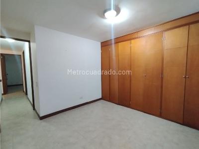 Apartamento en venta en Castropol Poblado, Medellín · foto 5 de 14