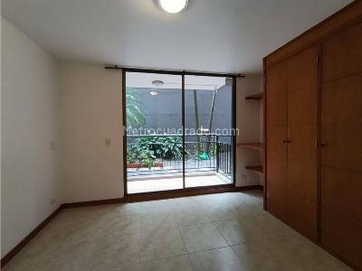 Apartamento en venta en Castropol Poblado, Medellín · foto 9 de 14