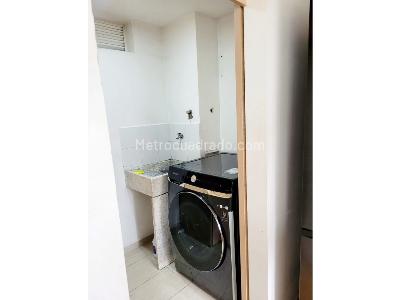 Apartamento en venta en Loma De Los Bernal, Medellín · foto 18 de 18