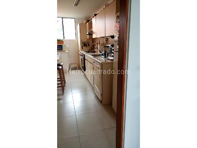 Apartamento de 3 alcobas en venta en Los Balsos Poblado, Medellín, 101 m² · foto 4 de 16