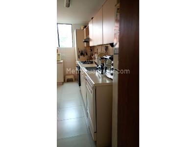 Apartamento de 3 alcobas en venta en Los Balsos Poblado, Medellín, 101 m² · foto 5 de 16