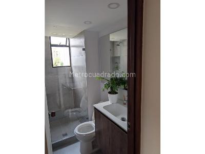 Apartamento de 3 alcobas en venta en Los Balsos Poblado, Medellín, 101 m² · foto 10 de 16