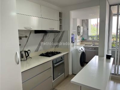 Apartamento de 2 alcobas en venta en Sabaneta, Sabaneta, 78 m² · foto 2 de 20