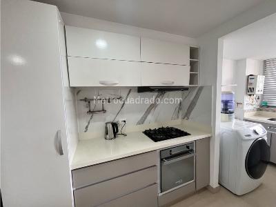 Apartamento de 2 alcobas en venta en Sabaneta, Sabaneta, 78 m² · foto 3 de 20