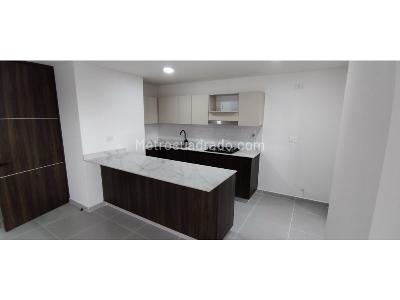 Apartaestudio en venta en Laureles, Medellín, 53 m² · foto 2 de 12