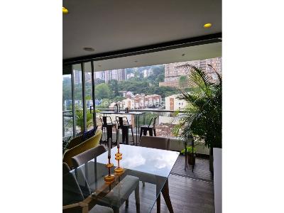 Apartamento de 2 alcobas en venta en Loma Del Indio, Medellín, 68 m² · foto 2 de 20