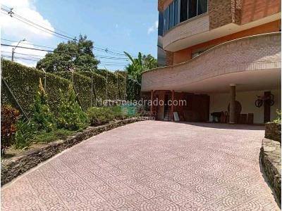 Casa de 4 alcobas en venta en Loma Del Esmeraldal, Envigado, 480 m² · foto 7 de 20