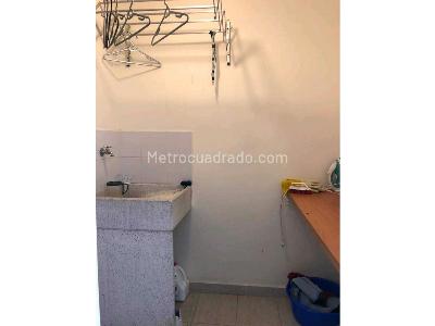 Apartamento en venta en Loma De Los Bernal, Medellín · foto 16 de 16