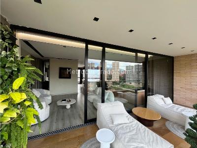 Apartamento en venta en El Poblado, Medellín · foto 3 de 20