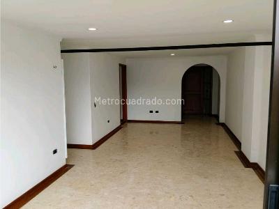 Apartment for rent in Castropol Poblado, Medellín