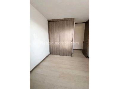 Apartamento en venta en Loma Del Escobero, Envigado · foto 9 de 18