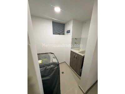 Apartamento en venta en Loma Del Escobero, Envigado · foto 13 de 18
