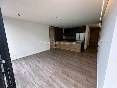 Apartamento de 2 alcobas en venta en Alto Las Palmas, Envigado, 198 m² · foto 3 de 16