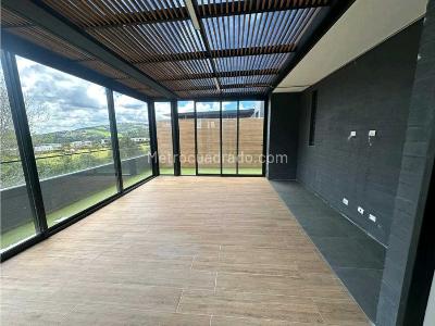 Apartamento de 2 alcobas en venta en Alto Las Palmas, Envigado, 198 m² · foto 10 de 16