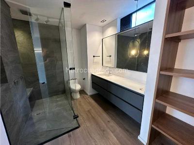 Apartamento de 2 alcobas en venta en Alto Las Palmas, Envigado, 198 m² · foto 11 de 16