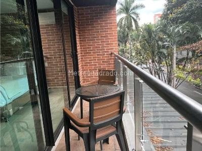 Apartaestudio en venta en Laureles, Medellín, 42 m² · foto 19 de 20