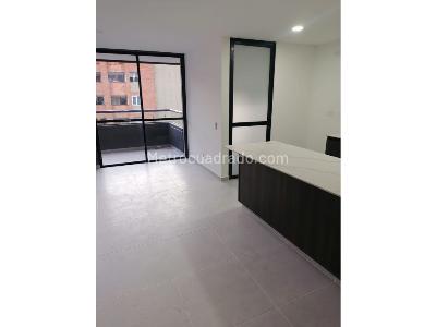Apartamento en venta en Loma De Los Bernal, Medellín · foto 3 de 8