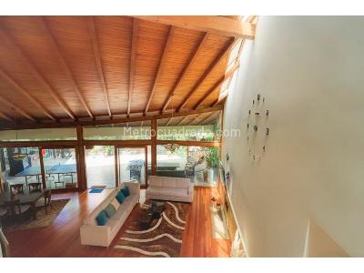 Casa de 5 alcobas en venta en Envigado, Envigado, 500 m² · foto 9 de 20