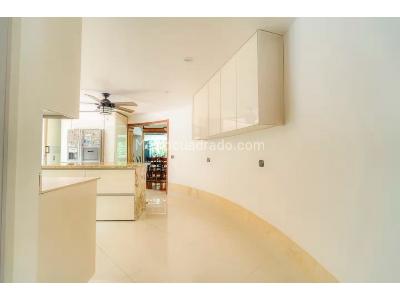 Casa de 5 alcobas en venta en Envigado, Envigado, 500 m² · foto 18 de 20