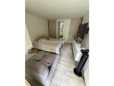 Apartamento de 1 alcoba en venta en El Poblado, Medellín, 54 m² · foto 6 de 13