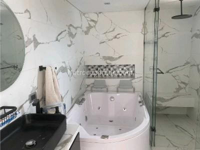 Apartaestudio en venta en Laureles, Medellín, 100 m² · foto 16 de 20