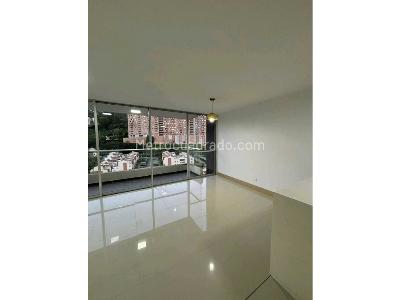 Apartamento en venta en Loma Del Indio, Medellín · foto 2 de 16