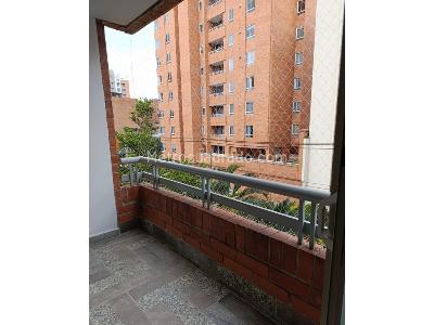 Apartamento de 4 alcobas en venta en Laureles, Medellín, 162 m² · foto 6 de 20