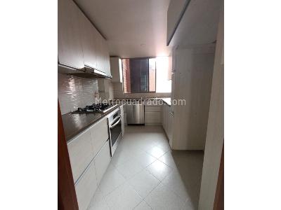 Apartamento de 4 alcobas en venta en Laureles, Medellín, 162 m² · foto 10 de 20