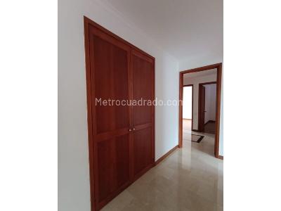 Apartamento de 4 alcobas en venta en Laureles, Medellín, 162 m² · foto 19 de 20