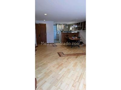 Apartamento de 3 alcobas en venta en Los Balsos Poblado, Medellín, 316 m² · foto 2 de 20