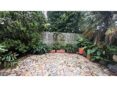 Apartamento de 3 alcobas en venta en Los Balsos Poblado, Medellín, 316 m² · foto 10 de 20