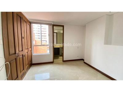 Apartamento de 3 alcobas en venta en Laureles, Medellín, 129 m² · foto 7 de 20