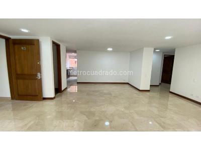 Apartamento de 3 alcobas en venta en Laureles, Medellín, 129 m² · foto 8 de 20