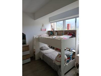 Apartamento de 2 alcobas en venta en Las Lomitas, Sabaneta, 66 m² · foto 7 de 11