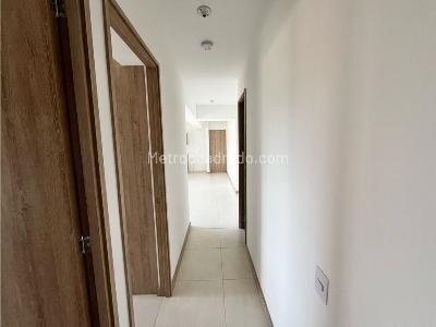 Apartamento de 3 alcobas en venta en Las Lomitas, Sabaneta, 66 m² · foto 13 de 20
