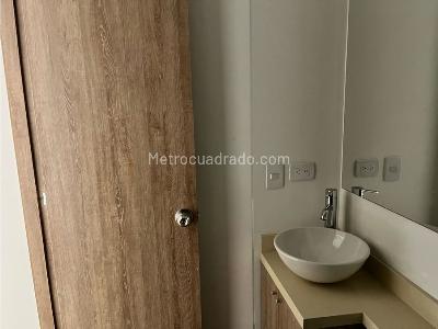 Apartamento de 3 alcobas en venta en Las Lomitas, Sabaneta, 66 m² · foto 20 de 20