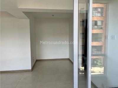Apartamento de 3 alcobas en venta en Las Lomitas, Sabaneta, 66 m² · foto 2 de 20