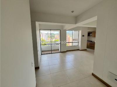Apartamento de 3 alcobas en venta en Las Lomitas, Sabaneta, 66 m² · foto 4 de 20