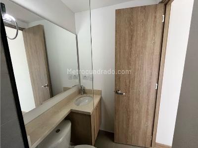 Apartamento de 3 alcobas en venta en Las Lomitas, Sabaneta, 66 m² · foto 17 de 20