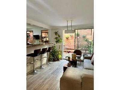 Casa de 3 alcobas en venta en La Mota Belen, Medellín, 113 m² · foto 1 de 11