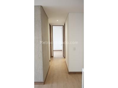 Apartamento de 2 alcobas en venta en Ciudad Del Rio Poblado, Medellín, 68 m² · foto 9 de 12